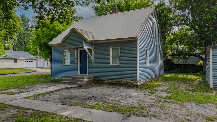 801 N C St, Arkansas City, KS 67005 - #3