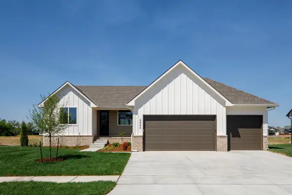 8884 E Bradford St, Wichita, KS 67210