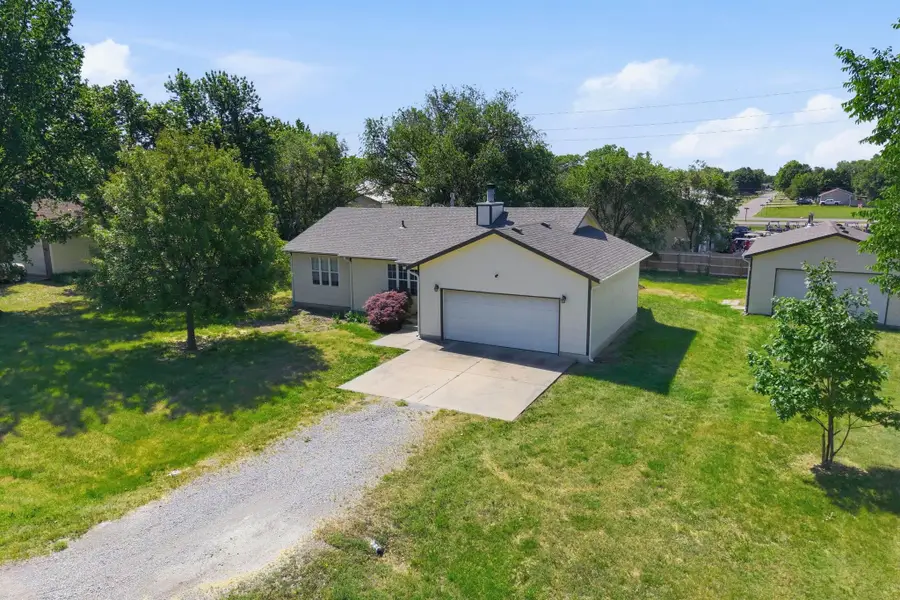 1521 E Rose Lane, Andover, KS 67002 - #2