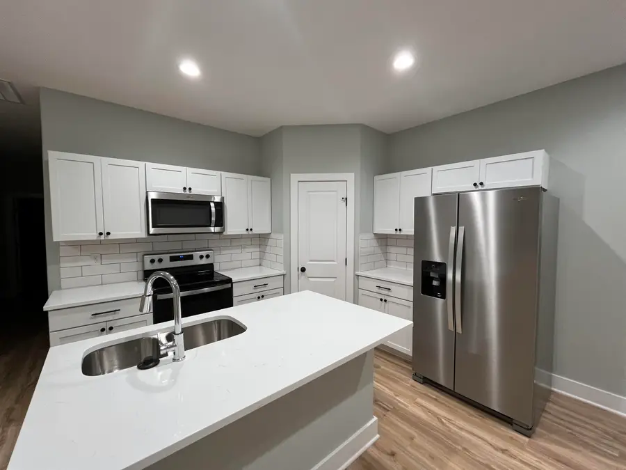 6815 W Kollmeyer St, Wichita, KS 67205 - #2