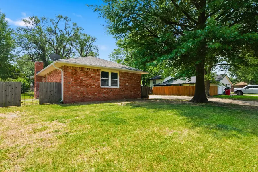 1556 N Timothy Ln, Wichita, KS 67212 - #3