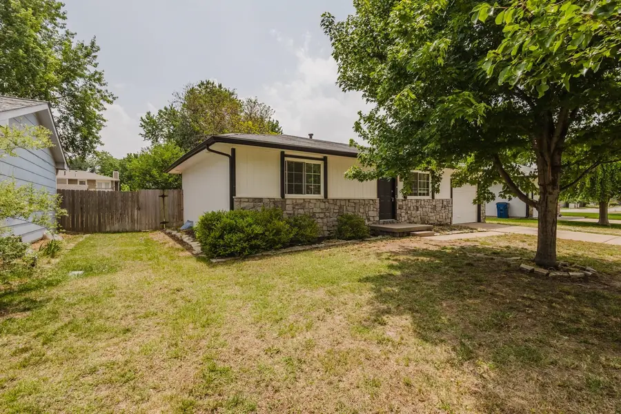 515 E Maywood, Wichita, KS 67216 - #2