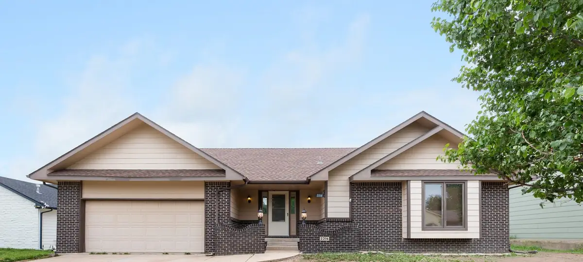 2316 S Linden Cir, Wichita, KS 67207 - #1