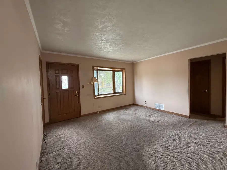 532 Montrose St., Salina, KS 67401 - #2