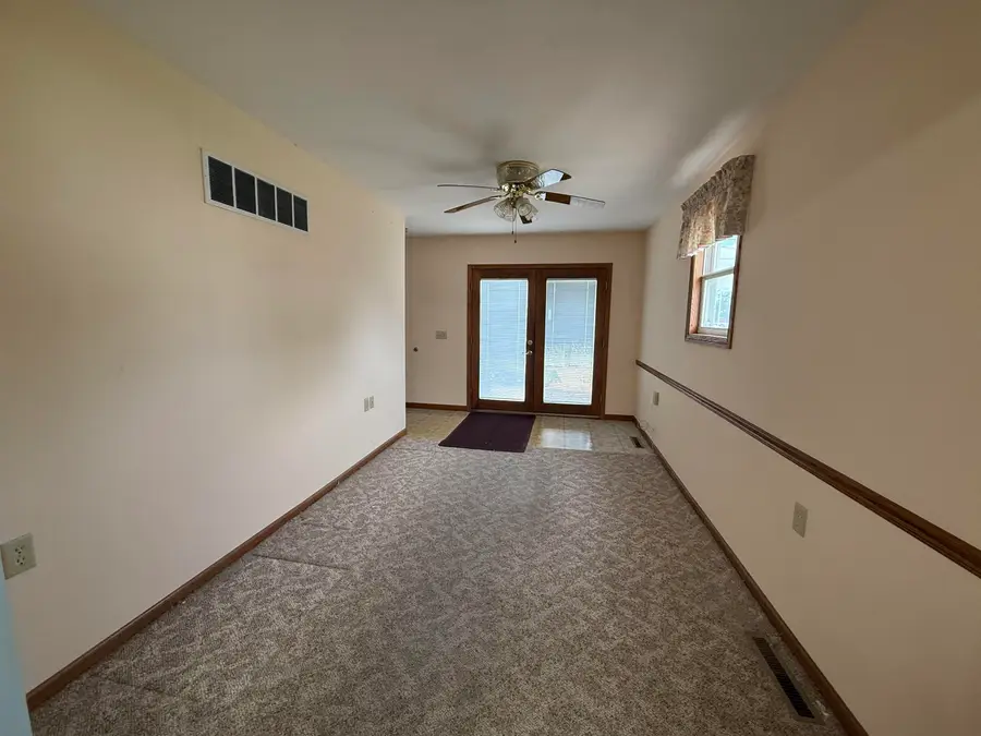 532 Montrose St., Salina, KS 67401 - #3