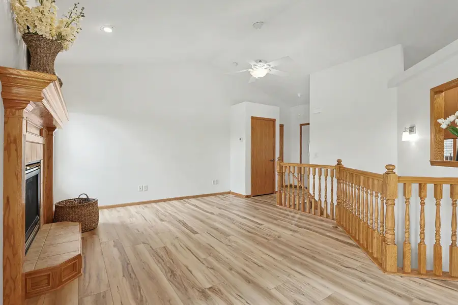 1323 S Threewood St, Wichita, KS 67235 - #3