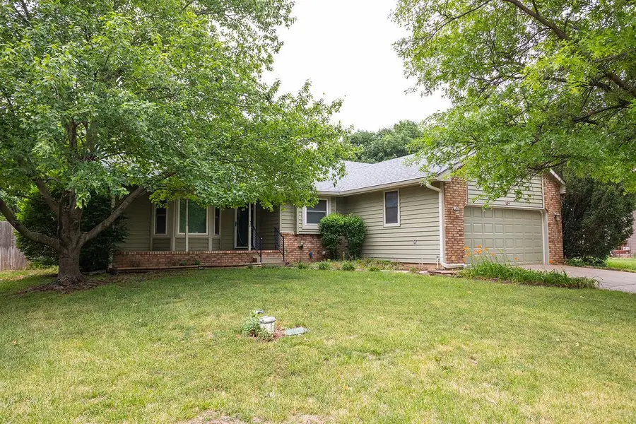109 Maplewood, Mulvane, KS 67110 - #2