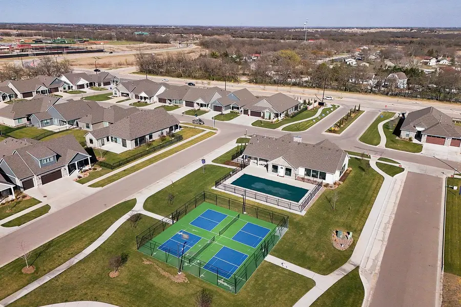 136 S Legacy Way, Andover, KS 67002 - #3