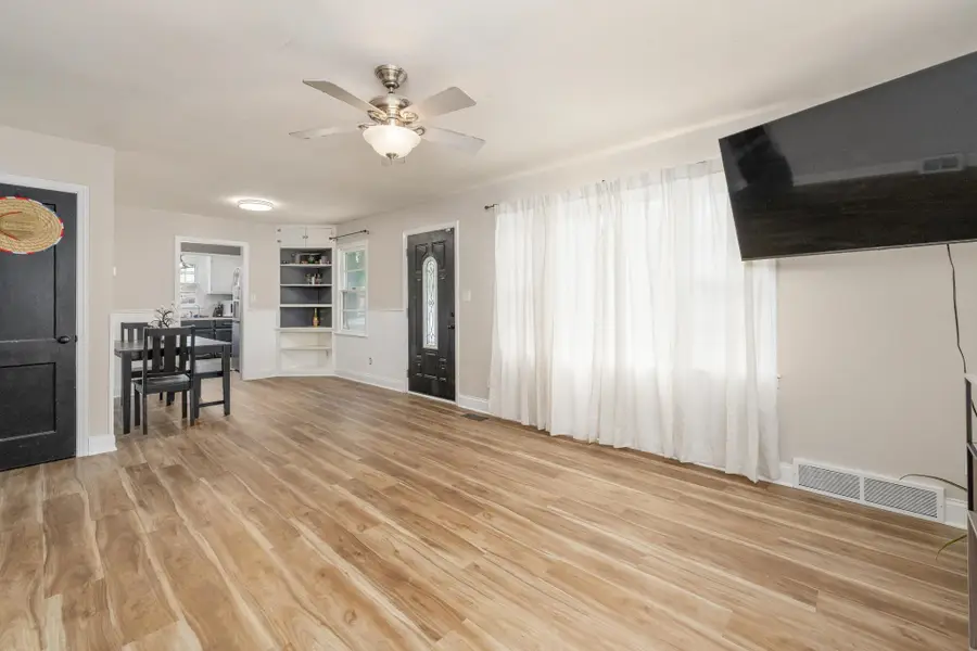 218 N Knight, Wichita, KS 67203 - #3
