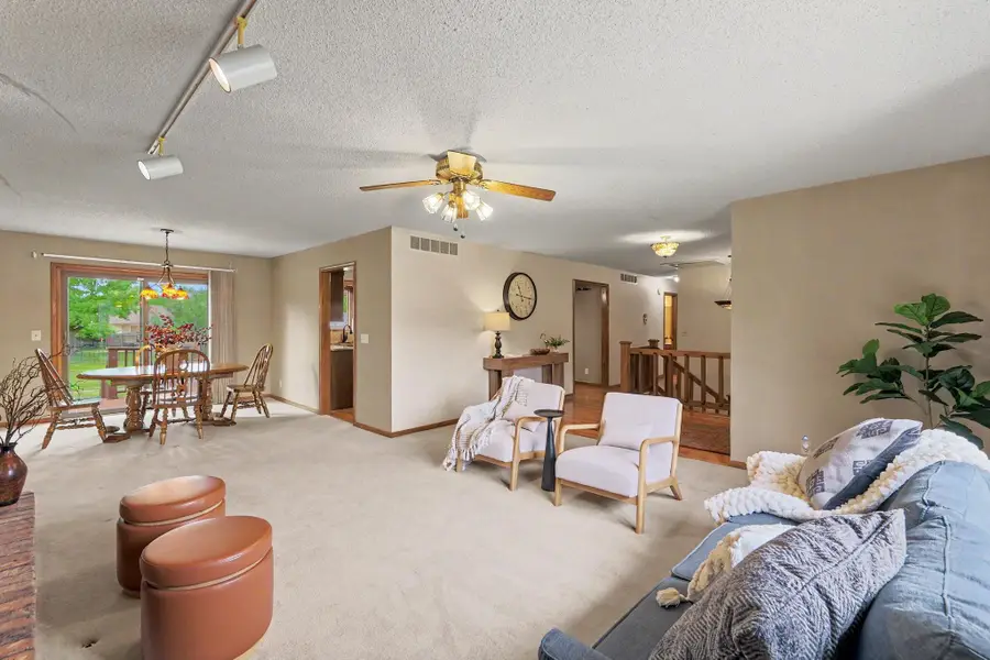 10318 W Alamo Ct, Wichita, KS 67212 - #3