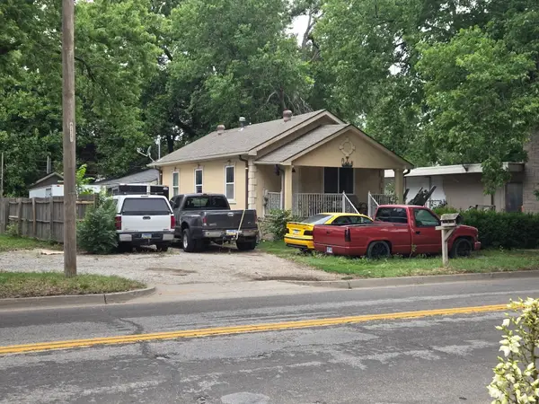 2419 N Arkansas Ave, Wichita, KS 67204
