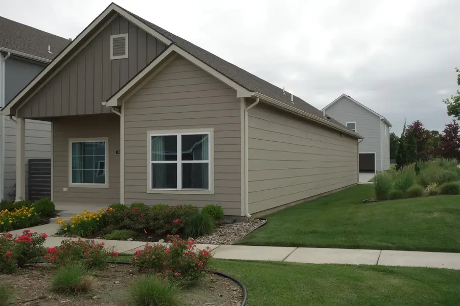 413 E Douglas, Andover, KS 67002 - #2