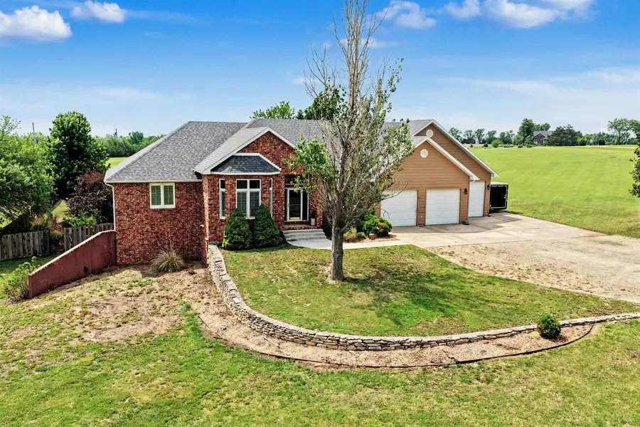 5162 N Prairie Ridge Rd, Salina, KS 67401 - #3