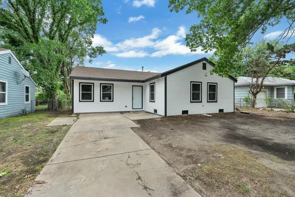 2624 N Green, Wichita, KS 67220