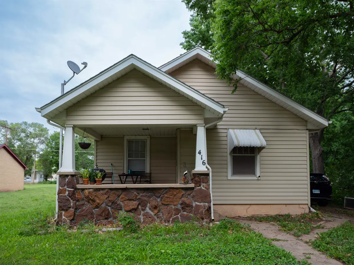 416 N Struble St, Bennington, KS 67422 - #1