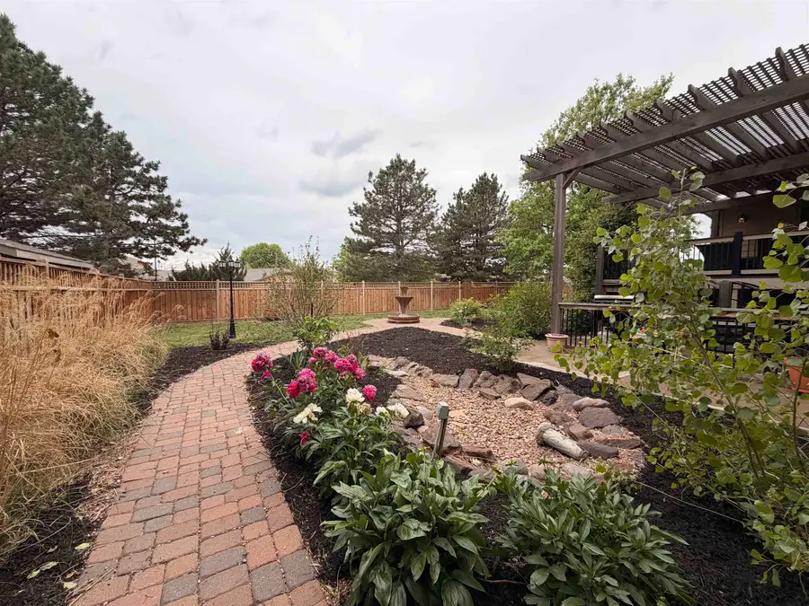 2808 Argonne Ct, Salina, KS 67401 - #3