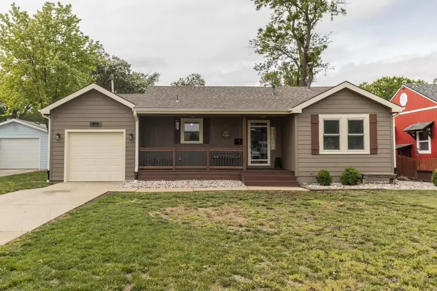 416 E Claflin Ave, Salina, KS 67401 - #2