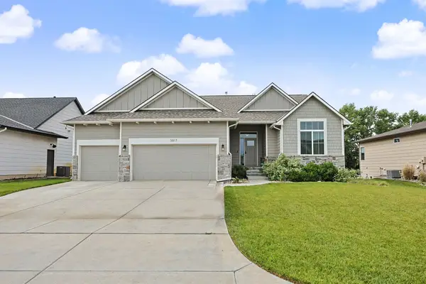 3817 N Estancia, Wichita, KS 67205