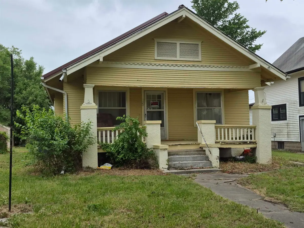 120 S Oak St., Eureka, KS 67045 - #1