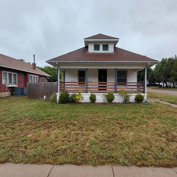 903 N Washington, Wellington, KS 67152