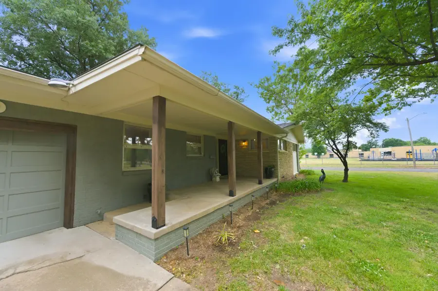 800 N Maus, Wichita, KS 67212 - #2