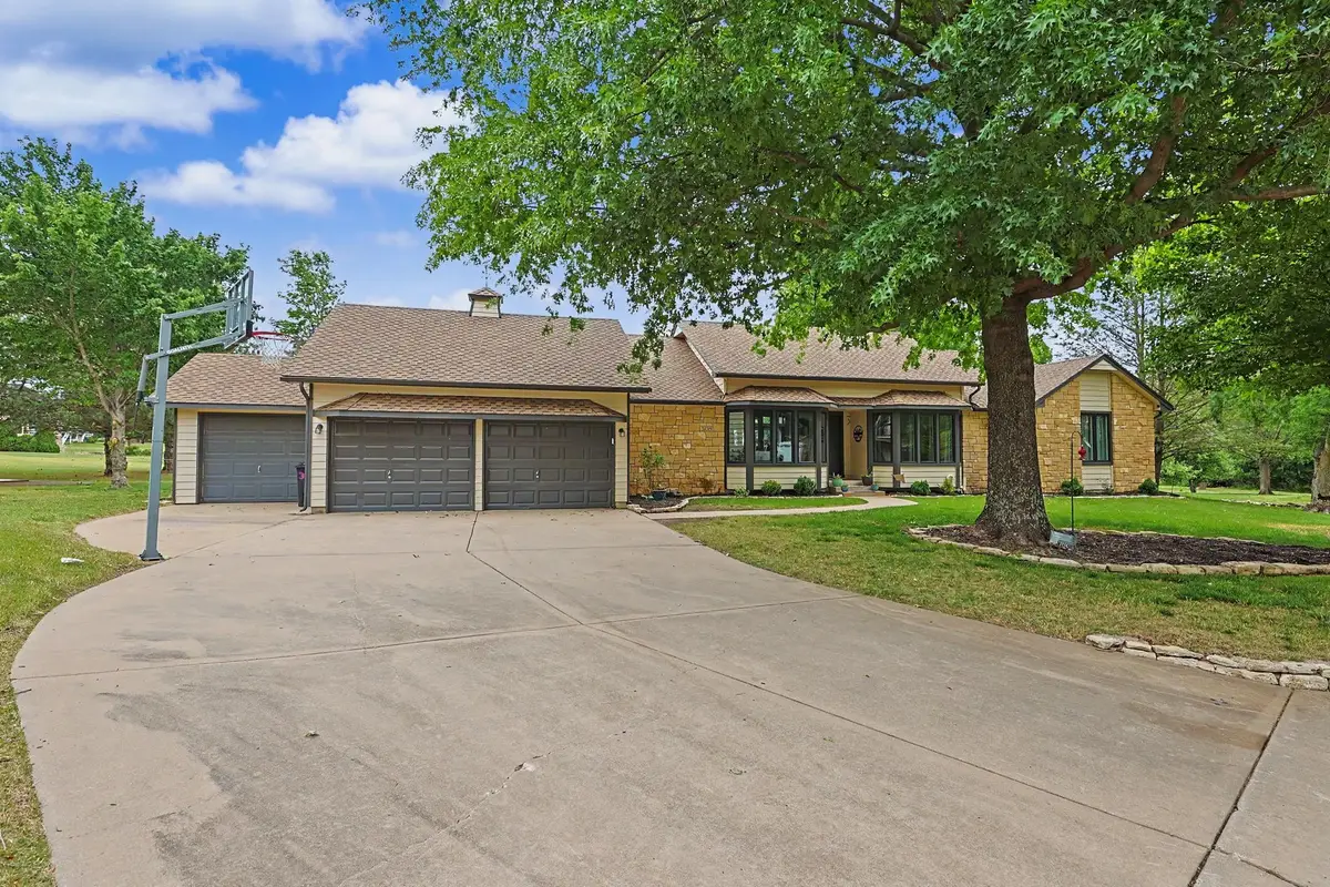 3108 Vado Ct, Winfield, KS 67156 - #1