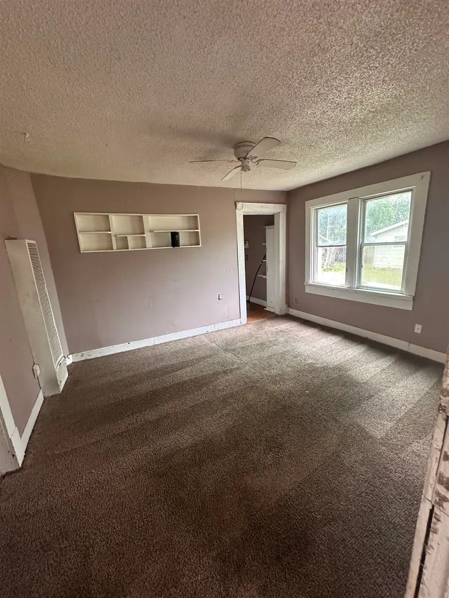 1310 S Everett Ave, Wichita, KS 67213 - #3