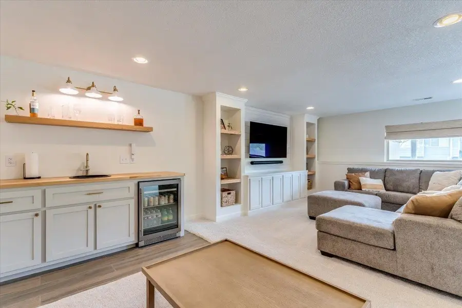 614 W Douglas Ave, Andover, KS 67002 - #3