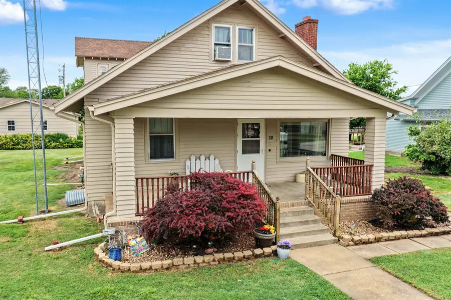 311 24th St, Wilson, KS 67490 - #3