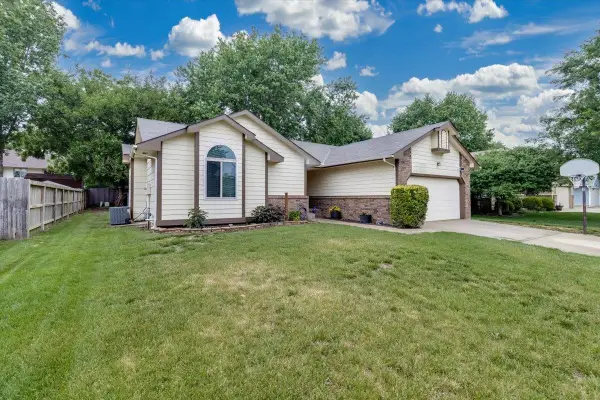 1559 N Covington, Wichita, KS 67212