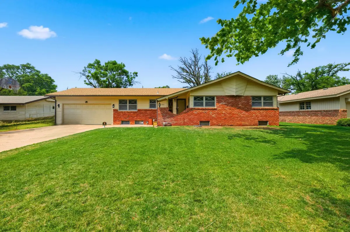 9830 W Hardtner Ave, Wichita, KS 67212 - #1