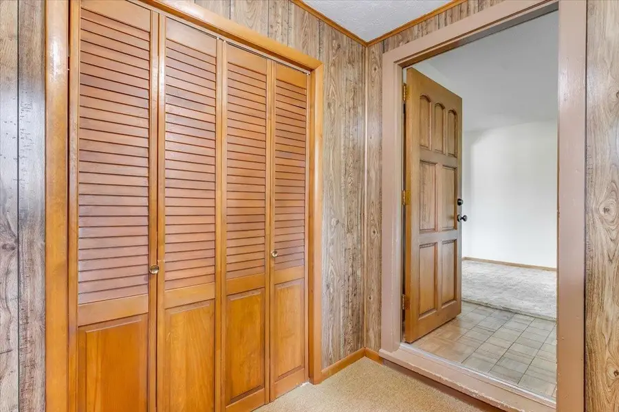 215 S Tracy Ave, Clearwater, KS 67026 - #3