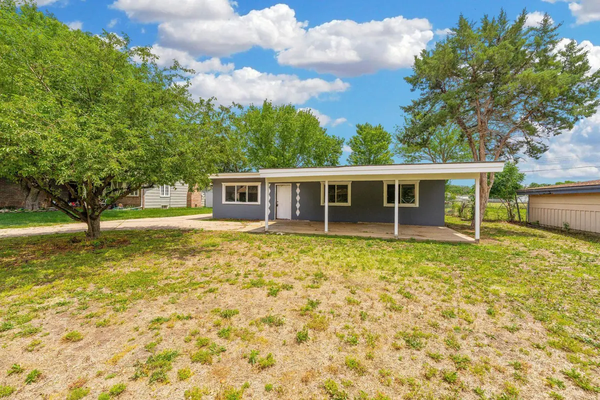 617 N High, Wellington, KS 67152 - #1