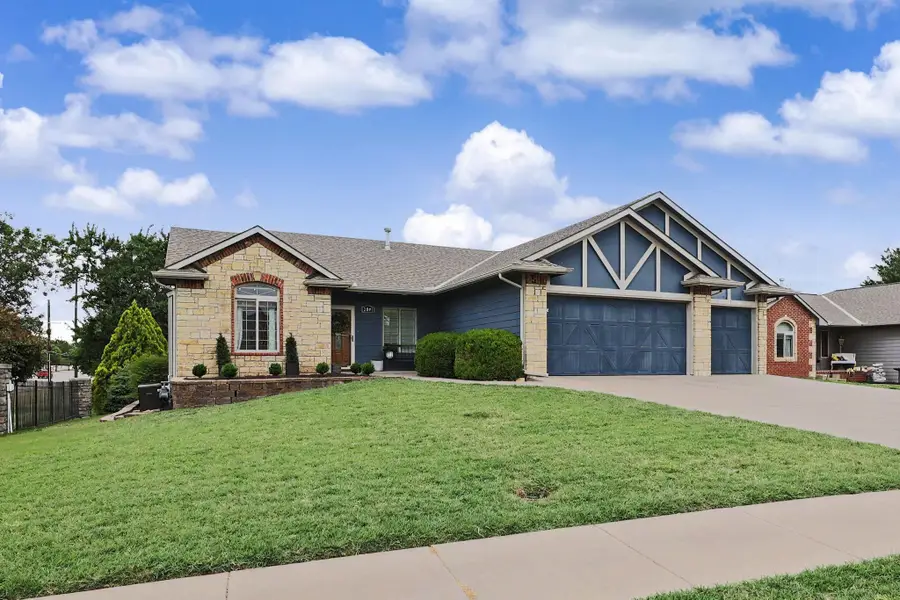 2801 N Rough Creek, Derby, KS 67037 - #2