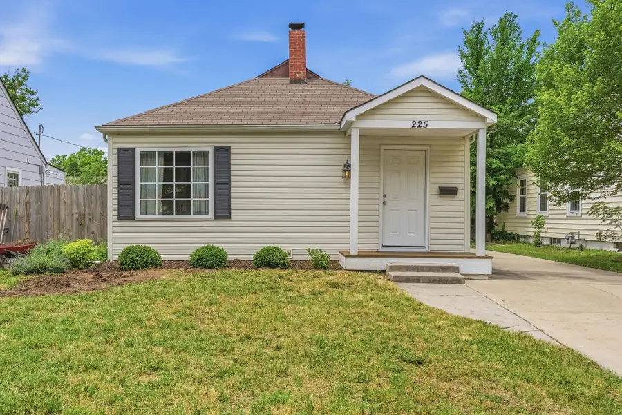 225 S Bleckley Dr, Wichita, KS 67218 - #2