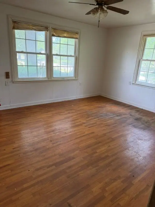 105 N Park, Winfield, KS 67156 - #3