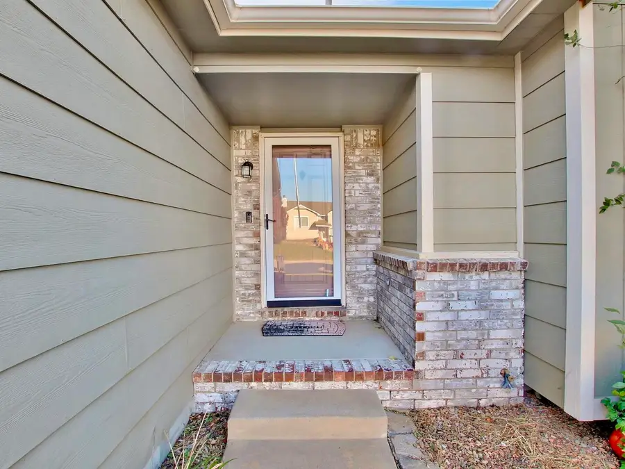 2922 S West Parkway, Wichita, KS 67210 - #2