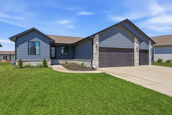 1809 S Stephanie St, Wichita, KS 67207-1136