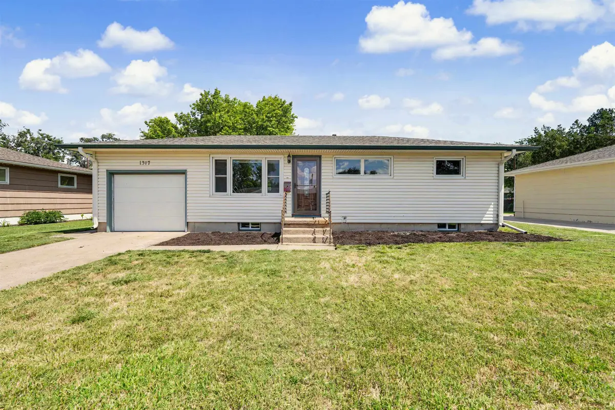 1317 Indian Rock Ln., Salina, KS 67401 - #1