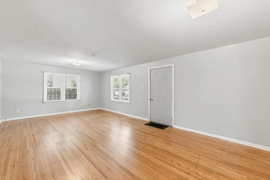 1702 S Greenwood Ave, Wichita, KS 67211 - #3