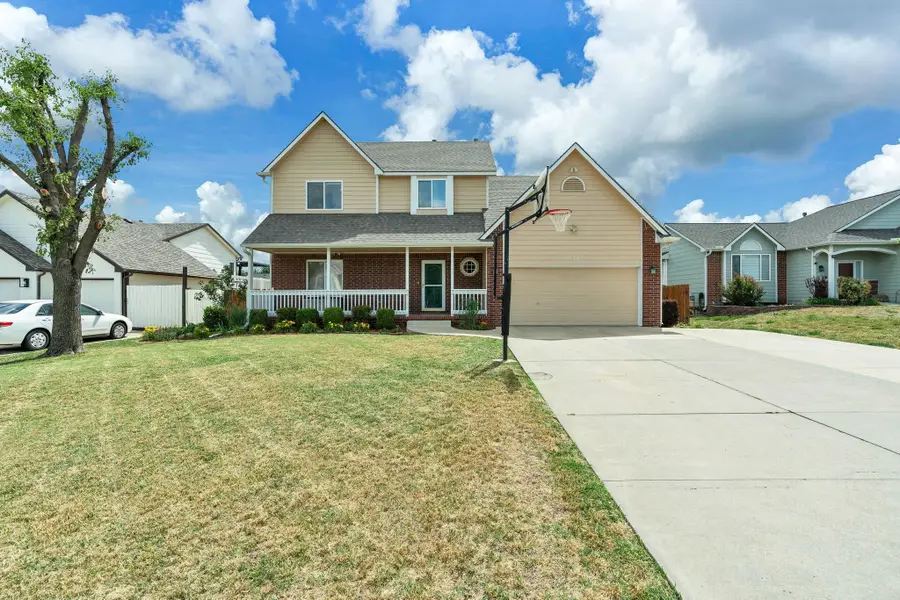 1824 S Stoneybrook St, Wichita, KS 67207 - #2