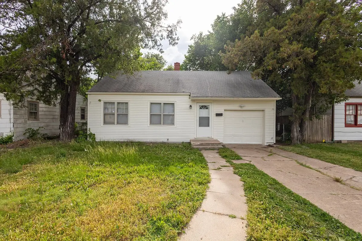 633 Harding, Wichita, KS 67208 - #1