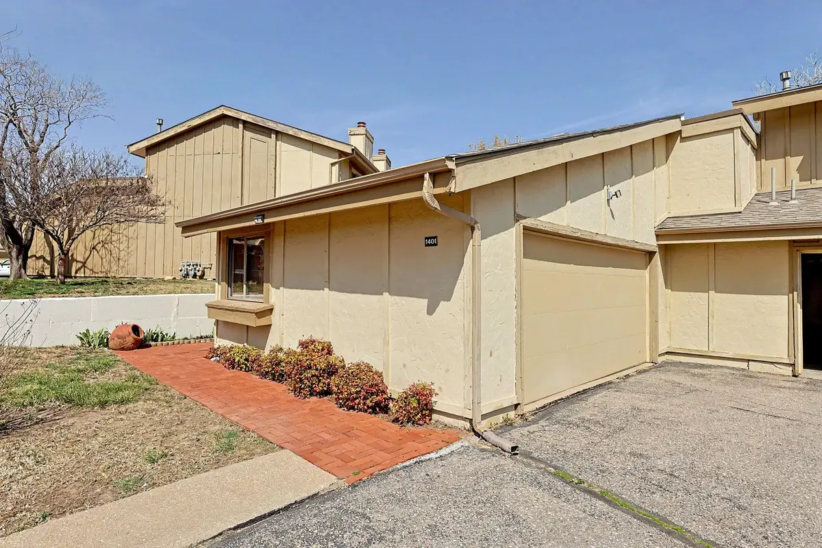 8201 E Harry #1401, Wichita, KS 67207 - #1