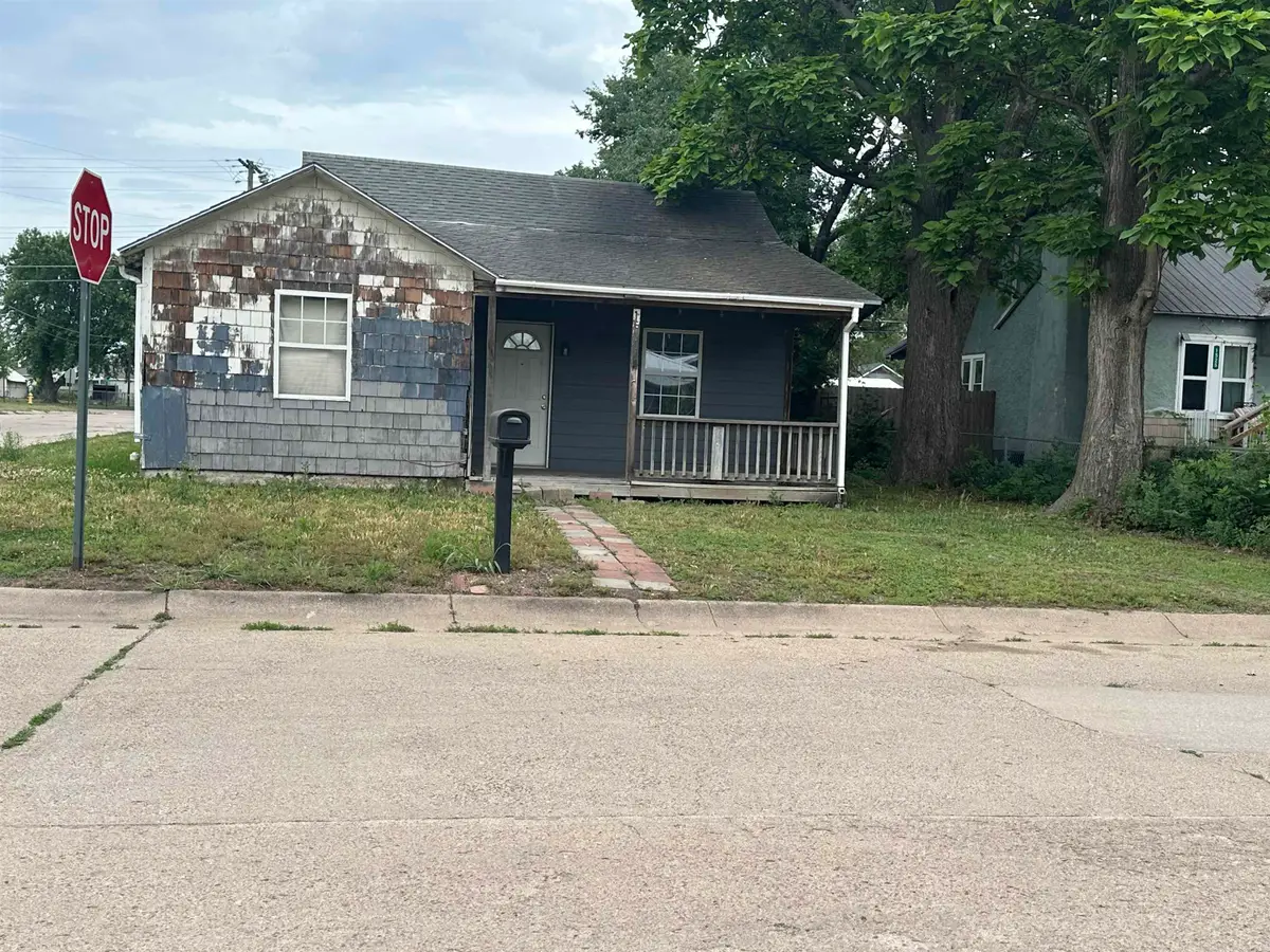 1529 N C St., Wellington, KS 67152 - #1