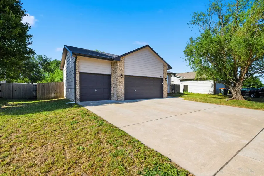 913 W 50th St S, Wichita, KS 67217 - #2
