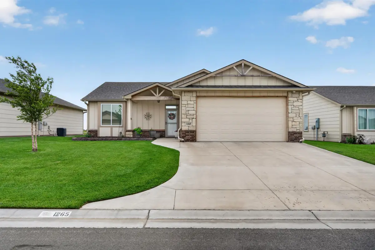 1265 E Park Glen, Clearwater, KS 67026 - #1
