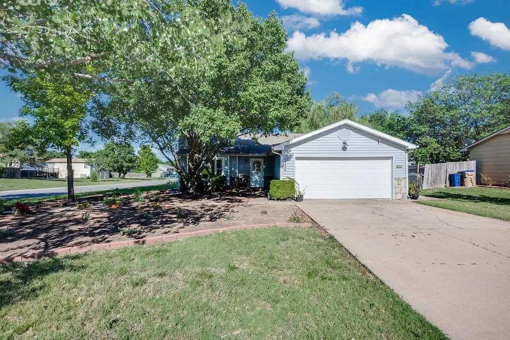 2048 N Forest Park St, Derby, KS 67037 - #1