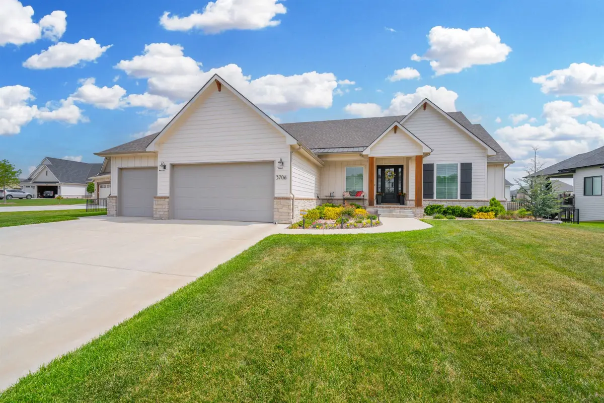 3706 N Crest Cir, Wichita, KS 67226 - #1