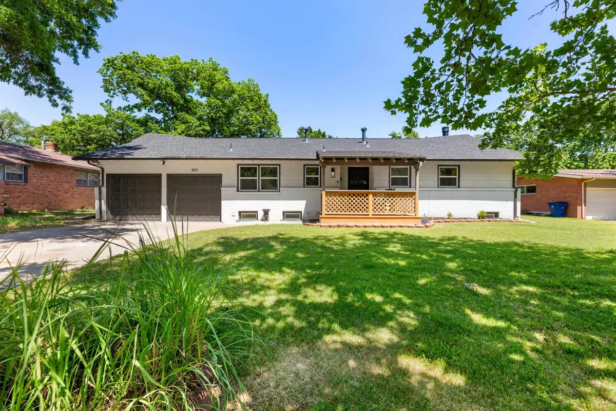 852 N Caddy Ln, Wichita, KS 67212 - #1