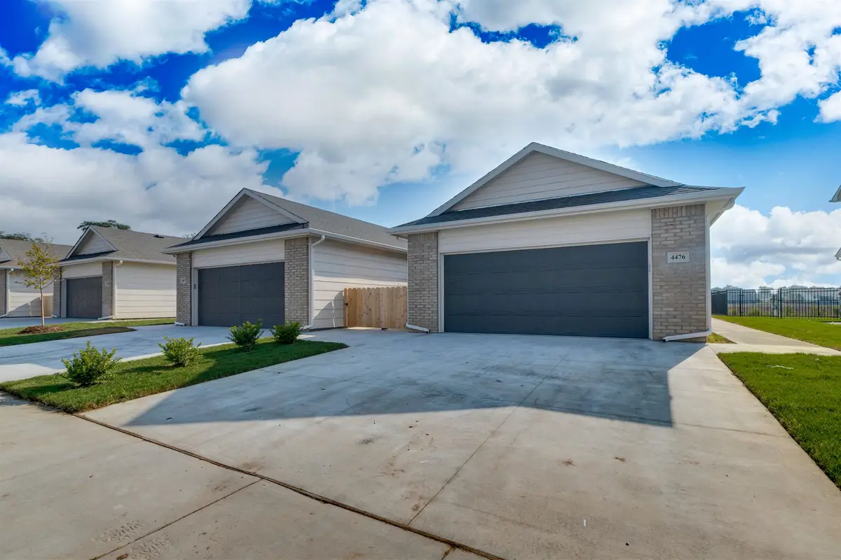 4325-4327 N Sandplum St, Wichita, KS 67205 - #1